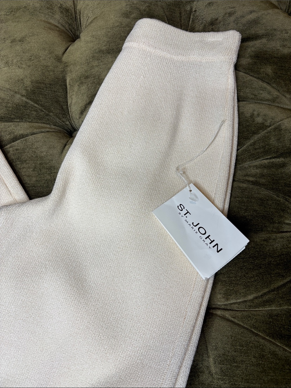 St. John Basics Santana knit NWT wide leg pants in size 4 - Picture 2 of 8